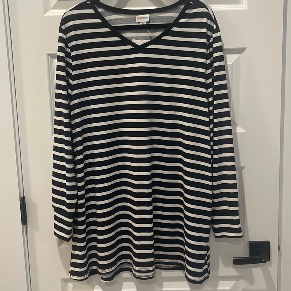 XL Lularoe Elizabeth NWT